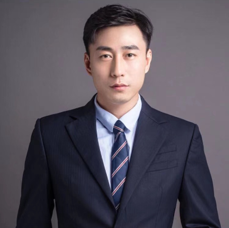 严愚贵 执行创意总监